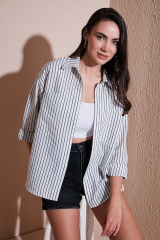 Lela Regular Fit Uzun Kollu Çizgili Bayan Gömlek 6772875 Siyah