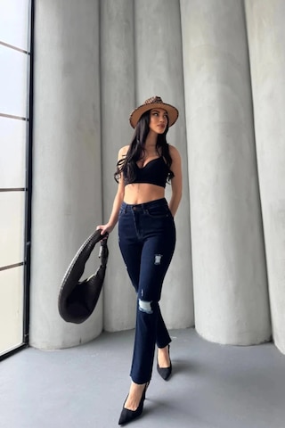 Kadın Lacivert Yırtık Detaylı Mom Jean Yüksek Bel Günlük Rahat Kesim Kot Pantolon
