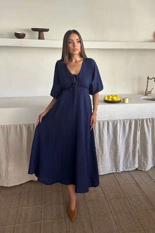Defymoda V Yaka Dökümlü Elbise - Lacivert Lacivert