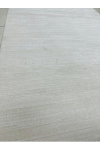 Gökçe % 100 Akrilik Sık Dokuma +12 Hav Yükseklikte Krem Kesme Halı