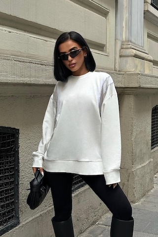 WeShaya Kadın Kırık Beyaz Oversize Dokuma Uzun Kollu Sweatshirt Kırık Beyaz