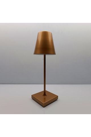 Konik Şapka Metal Gold Gövde Şarjlı Masa Lambası