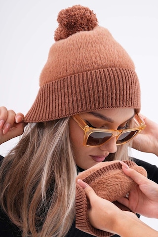 Peluş Ponponlu Bere Kahve