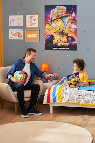 Karaca Home X Kral Şakir Canan Şekilli Kırlent 200.22.11.0350