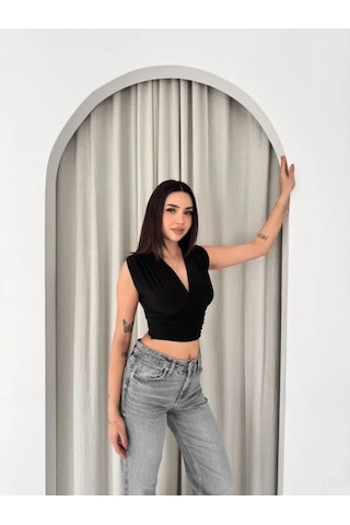 Defymoda Vatkalı Kolsuz V Yaka Drapeli Crop Bluz Likralı Fit - Siyah