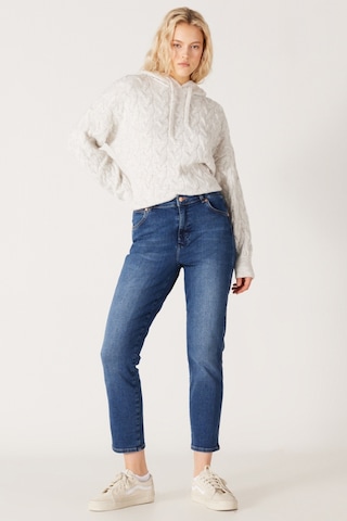 Wrangler Walker Slim Fit Dar Kesim Yüksek Bel Dar Paça Mavi Kadın Esnek Jean Denim Kot Pantolon W2HCMQ478 Mavi