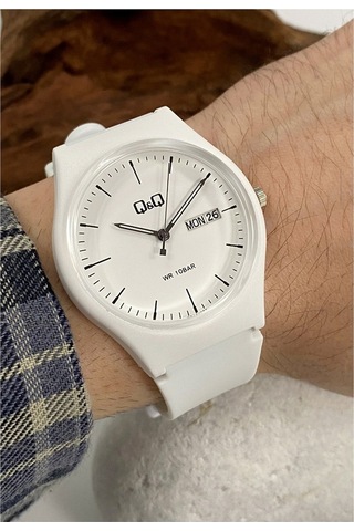 Q&Q QCG21202 Beyaz Su Geçirmez Çift Takvimli Unisex Kol Saati
