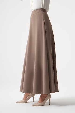 Basic Kloş Bej Etek 001