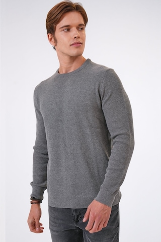 Gri Regular Fit Jakarlı Pamuklu Bisiklet Yaka Triko-gri Gri