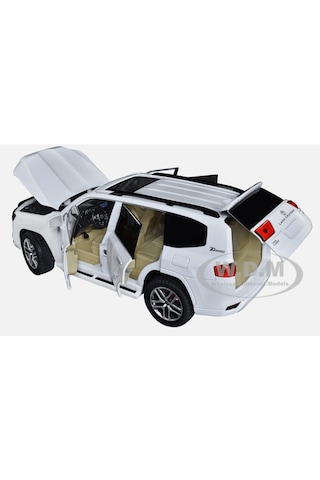 Kutulu Koleksiyon 1 / 24 Ölçek Toyota Land Cruiser Beyaz Metal Araba