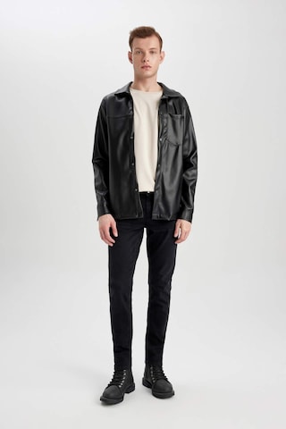 DeFacto Carlo Skinny Fit Ekstra Dar Kalıp Normal Bel Ekstra Dar Paça Siyah Jean Pantolon S2285AZ24SPNM40