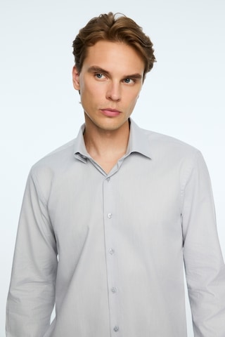 Morven Erkek Gri Basic Regular Fit Sert Yaka Gömlek 26mc004059100 Gri