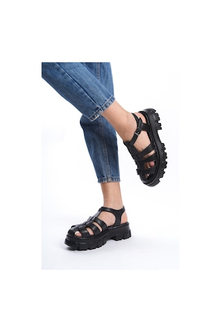 Preshley Kadın Petra Siyah Yüksek Taban Kafes Model Sandalet 950