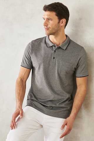 AC&Co / Altınyıldız Classics Erkek Sıyah Polo Yaka Cepli Regular Fit Geniş Kesim Düz Tişört Siyah