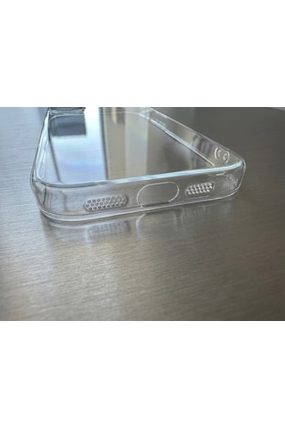 Iphone 17 Uyumlu Sert Sararmaz Şeffaf Kılıf