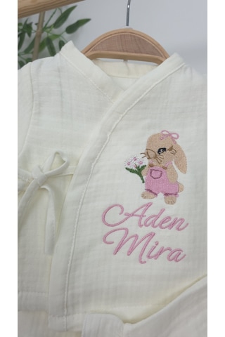 Gros Shop Müslin Yeni Doğan 4katlı Organik %100pamuk Kişiye Özgü Nakışlı Hastane Çıkış Seti Tavşan Modell-2 Ekru