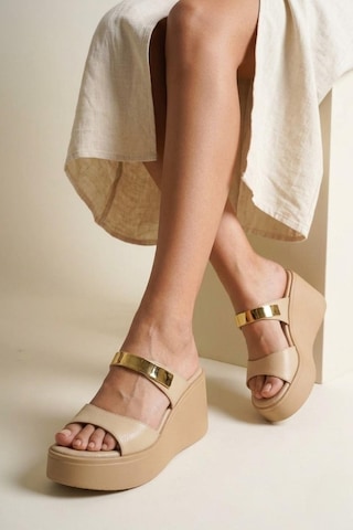 Fox Shoes Y973518609 Bej Kalın Tabanlı Kadın Terlik