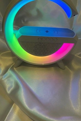 Masa Lambası Led Rgb Işık Kalosuz Şarj Hoporlör Radyo Büyük Boy