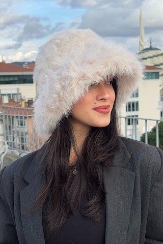 Mollycrush Suni Kürklü Peluş Bucket Kalpak Şapka Luxury Kadın Bej Rus Slav Tarzı Bej
