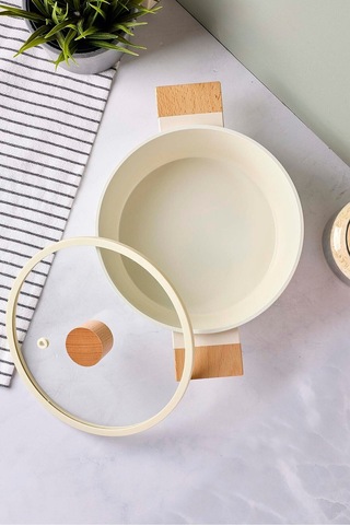 Cookwood Beige İndüksiyon Tabanlı Ahşap Kulplu Kapaklı Seramik Derin Tencere 20 Cm Bej Bej