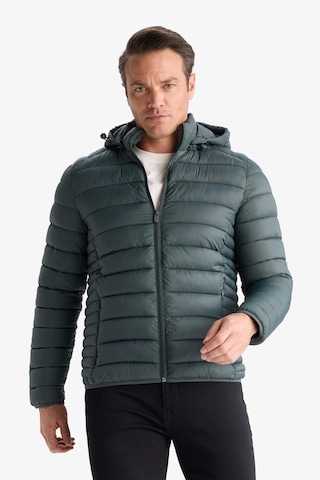 Defacto Su Geçirmez Slim Fit Dar Kesim Kapüşonlu Fermuarlı Şişme Mont N4661az25augn1019 Yeşil