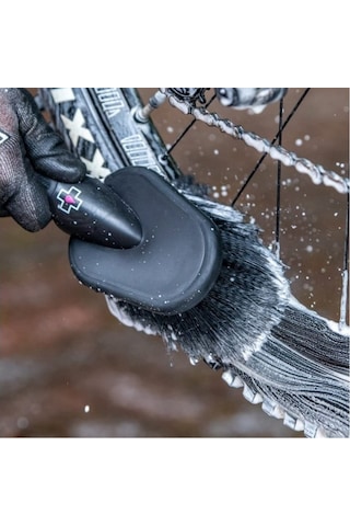 Muc-Off Soft Yıkama Fırçası - Siyah
