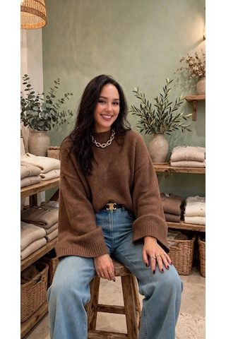 Marka Model Yarasa Kol Crop Kazak Kahverengi