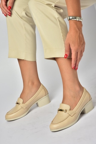 Fox Shoes Y555592003 Bej Hakiki Deri Kalın Alçak Topuklu Kadın Ayakkabı