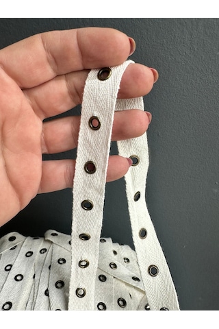 Kuş Gözlü Şerit Biye Dikiş Aksesuarı En 2 Cm 1 Metre