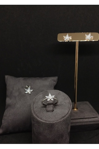 İnce Yapraklı Çiçekli Taşlı Gümüş Takı Seti 925 Ayar Şık Ve Zarif Kadın Aksesuarı Gümüş