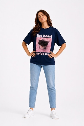 Nevermind The Beast Inside Me Baskılı Unisex Oversize Tişört Siyah Kedi Gra Lacivert