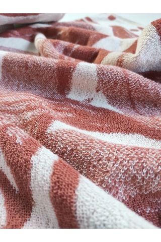 Kiremit Renk Desenli El Havlusu - Yüksek Su Emici & Yumuşak - 45x85cm- %100 Pamuk - Ipliği Boyalı Kıremıt Kiremit