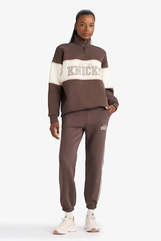 Defacto Defactofit Nba New York Knicks Oversize Fit Yarım Fermuarlı Sporcu Sweatshirt E9693ax25aubn335 Kahve