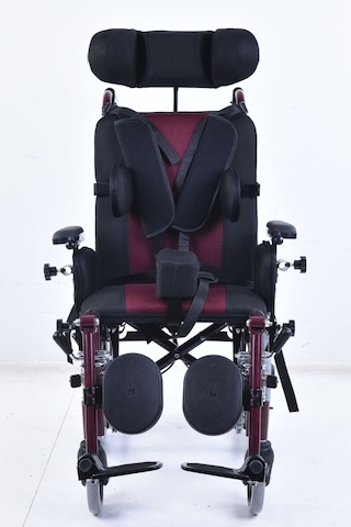 K-080 Tilt-in-space Spastik Çocuk Tekerlekli Sandalye Recline Sırtlık Refakatçi Frenli