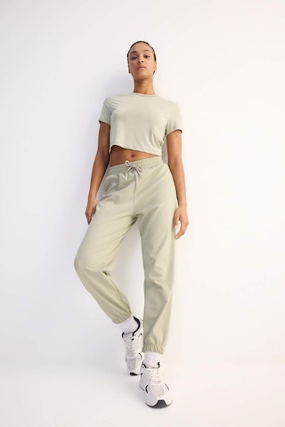 DeFactoFit Crop Bisiklet Yaka Basic Düz Sporcu Kısa Kollu Tişört D7295AX25SPKH513