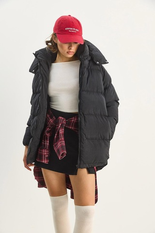 Shade Kadın Kapüşonlu Cep Detaylı Astarlı Oversize Krinkıl Şişme Mont 60283684 - Siyah