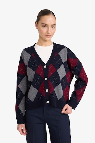 Defacto Regular Fit V Yaka Baklava Desenli Düğmeli Triko Hırka G6655ax25wnnv131 Lacivert-nv131