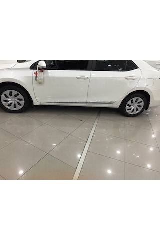 Toyota Corolla Uyumlu 2013 - 2018 Krom Yan Kapı Çıtası Mükemmel Görünüm