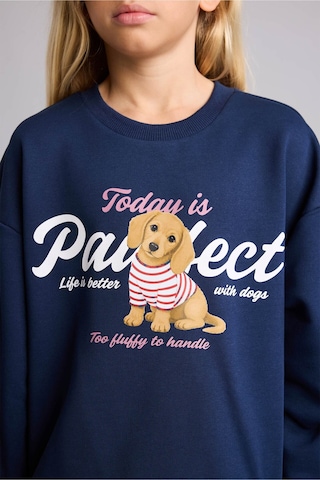 Defacto Relax Fıt Bisiklet Yaka Hayvan Desenli Sweatshirt Kız Çocuk I4159a826aunv244 Lacivert-nv244