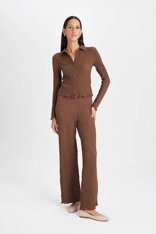 Defacto Regular Fit Beli Lastikli Basic Düz Bürümcük Pantolon D4415AX24AUBN254 Kahve