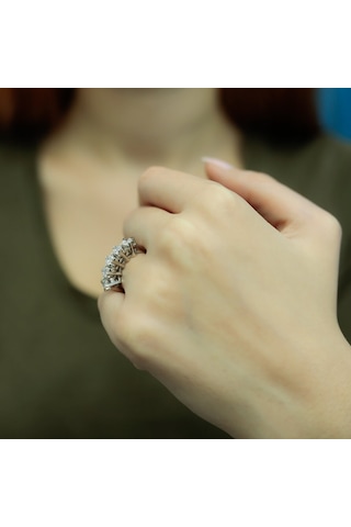 Lova E Renk 1,50 Karat Pırlanta Beştaş Yüzük - HRD Sertifikalı