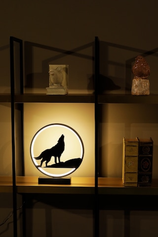 Bozkurt Metal Led Masa Lambası Yalnız Kurt Temalı Dekoratif Gece Lambası Led Özgürlük Simgesi Kurt