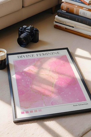 Divine Feminine Çerçeveli Tablo İlahi Dişilik Pembe Sarı Aura Enerji Renkleri