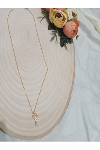 Anahtar Uçlu Kolye Beyaz