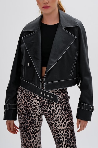 Valmenti Kadın Hakiki Deri Siyah Deri Mont 616 Z-4011 Bn Derımont Sk24/25 Sıyah Siyah