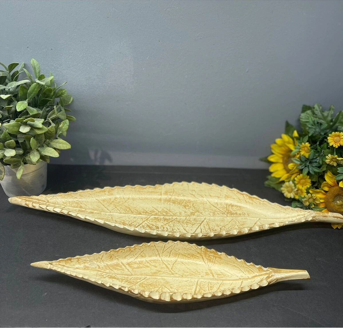 Dekoratif Polyester Ikili Uzun Yaprak Sunumluk Krem Gold Eskitme