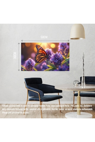 Kelebek Parlayan Güneş Işığı Altında Lavanta Çiçeğinin Üzerinde Dinleniyor 04 Çerçevesiz 50x30 Cm Pvc Tablo