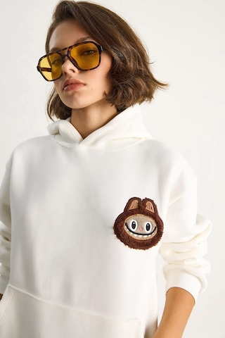 Shade Kadın Nakış İşlemeli Kapüşonlu Kanguru Cepli Sweatshirt 6045 60284098 - Ekru