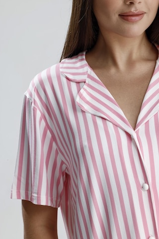 Kompedan Çizgili Önden Düğmeli Kadın Pijama Takımı - Pembe