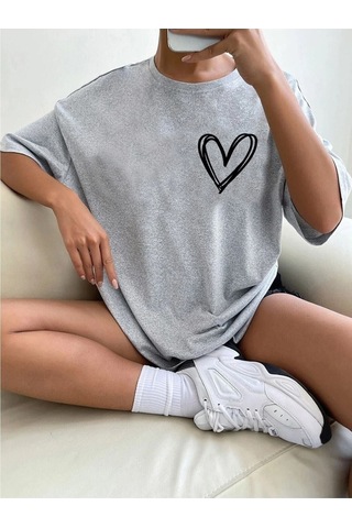 Minimal Kalp T-shirt - Gri Baskılı Oversize Bisiklet Yaka Kısa Kol Tişört Gri